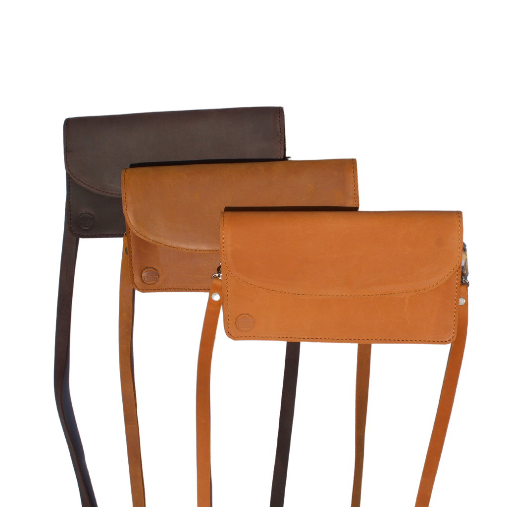 Leather Safari Wallet Crossbody – Phone & Card Organizer