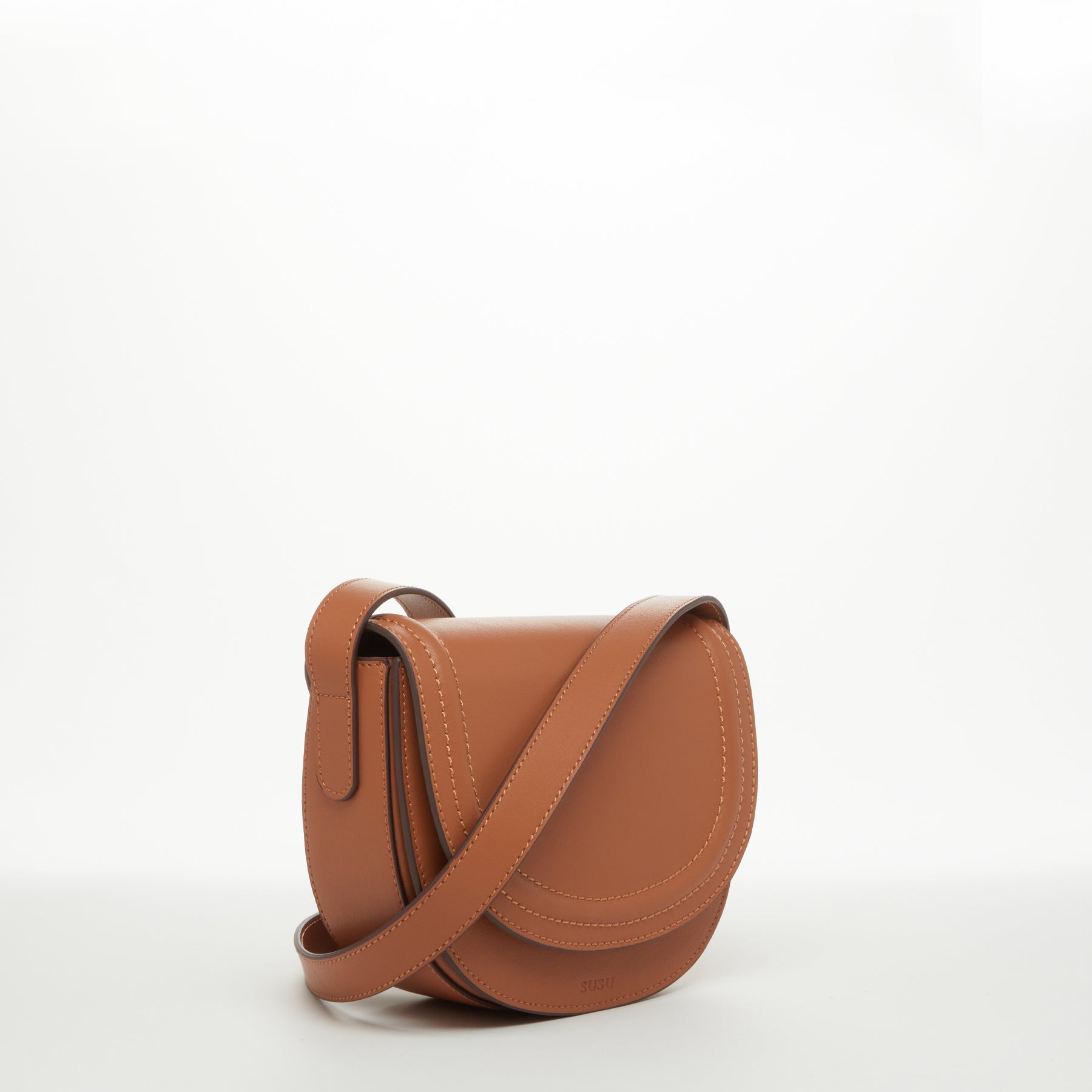 Women's Brown Leather Saddle Crossbody Purse – Premium Handbag