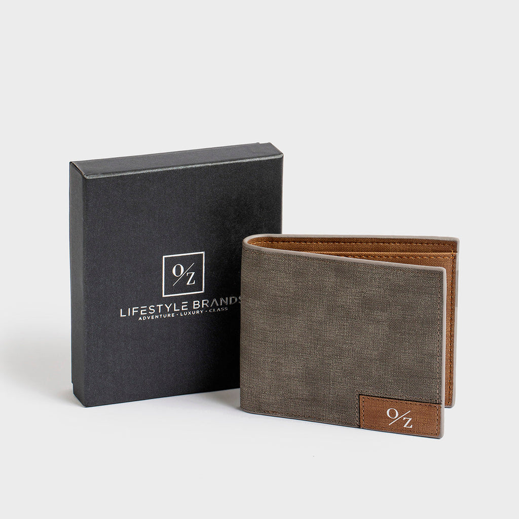 Casual Bi-Fold Wallet – Soft Touch, Card Slots, ID Window, Divider Pocket