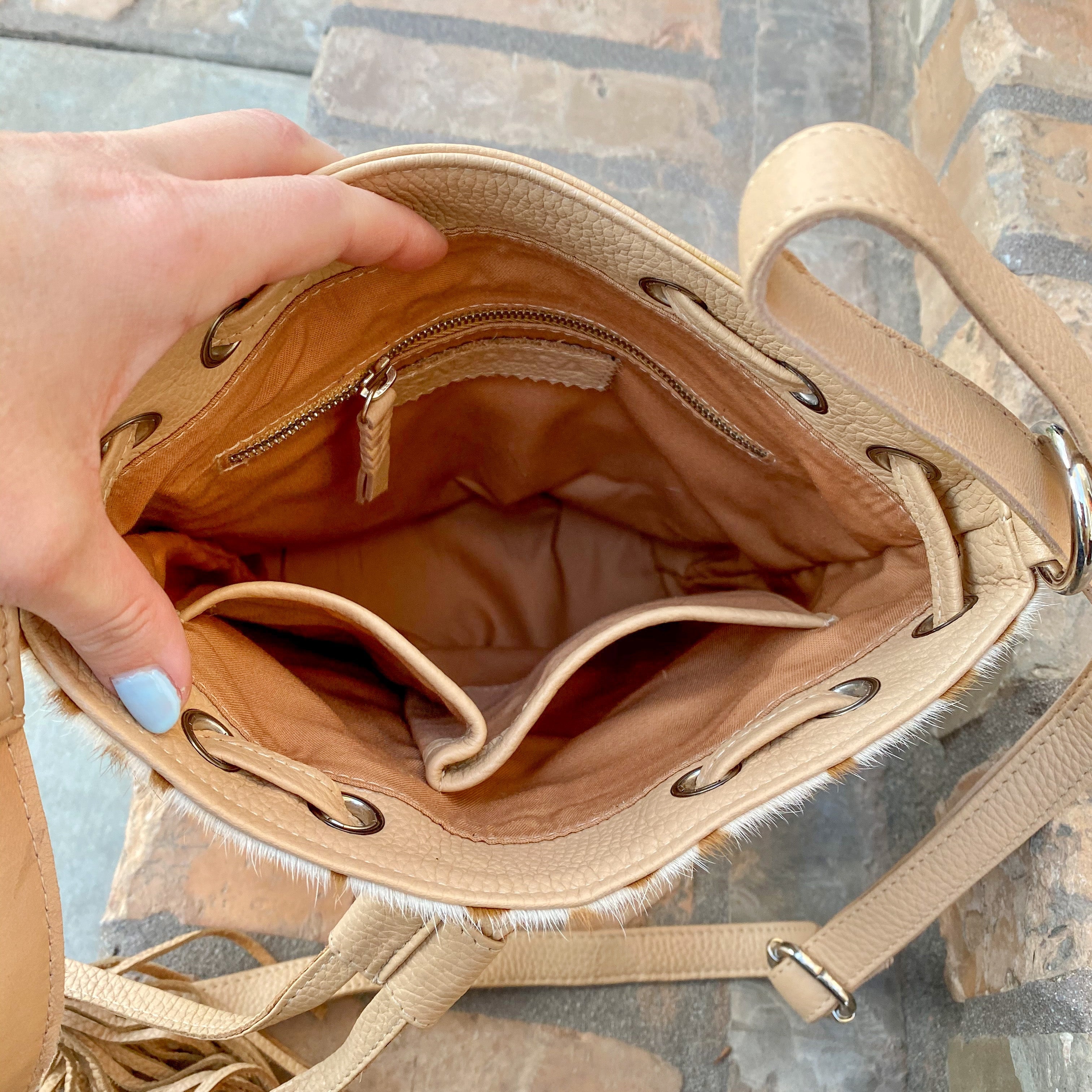 Leather Bucket Bag – Genuine Cowhide with Criss-Cross Braiding and Adjustable Strap