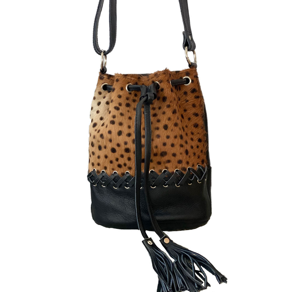 Leather Bucket Bag – Genuine Cowhide with Criss-Cross Braiding and Adjustable Strap